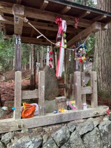 座敷童が出る「早池峰神社」の摂社